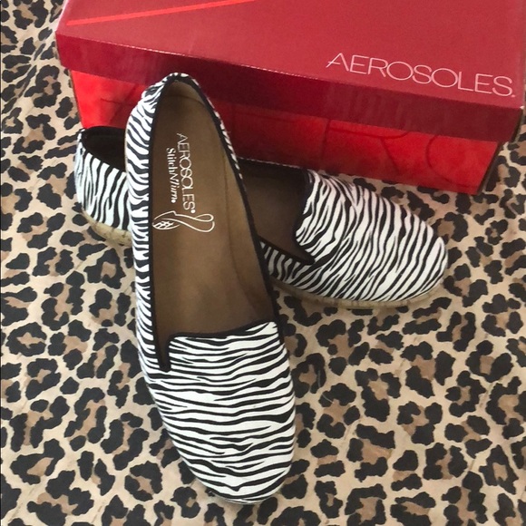 AEROSOLES Shoes - New Zebra Memory Foam Comfort Shoes 8.5 Aerosoles